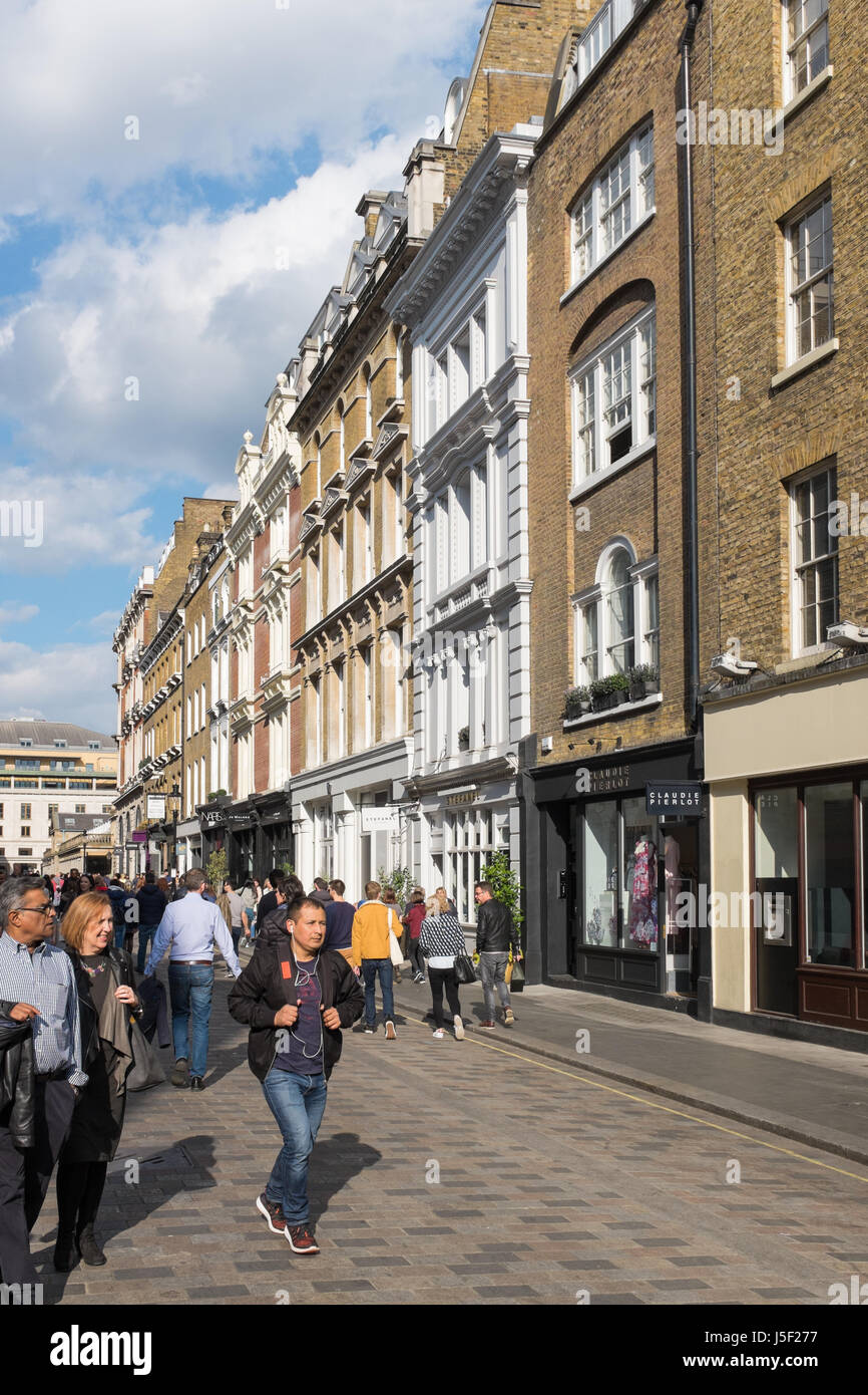 I turisti in King Street a Londra in Covent Garden Foto Stock