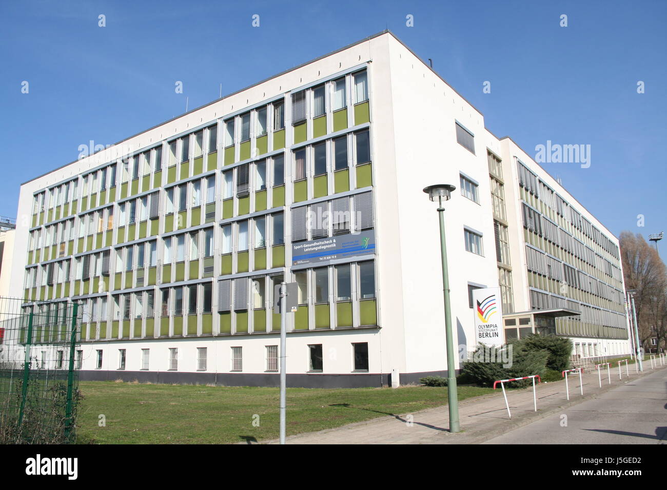Costruzione casa ufficio edifici di berlino olympiasttzpunkt ostberlin Foto Stock