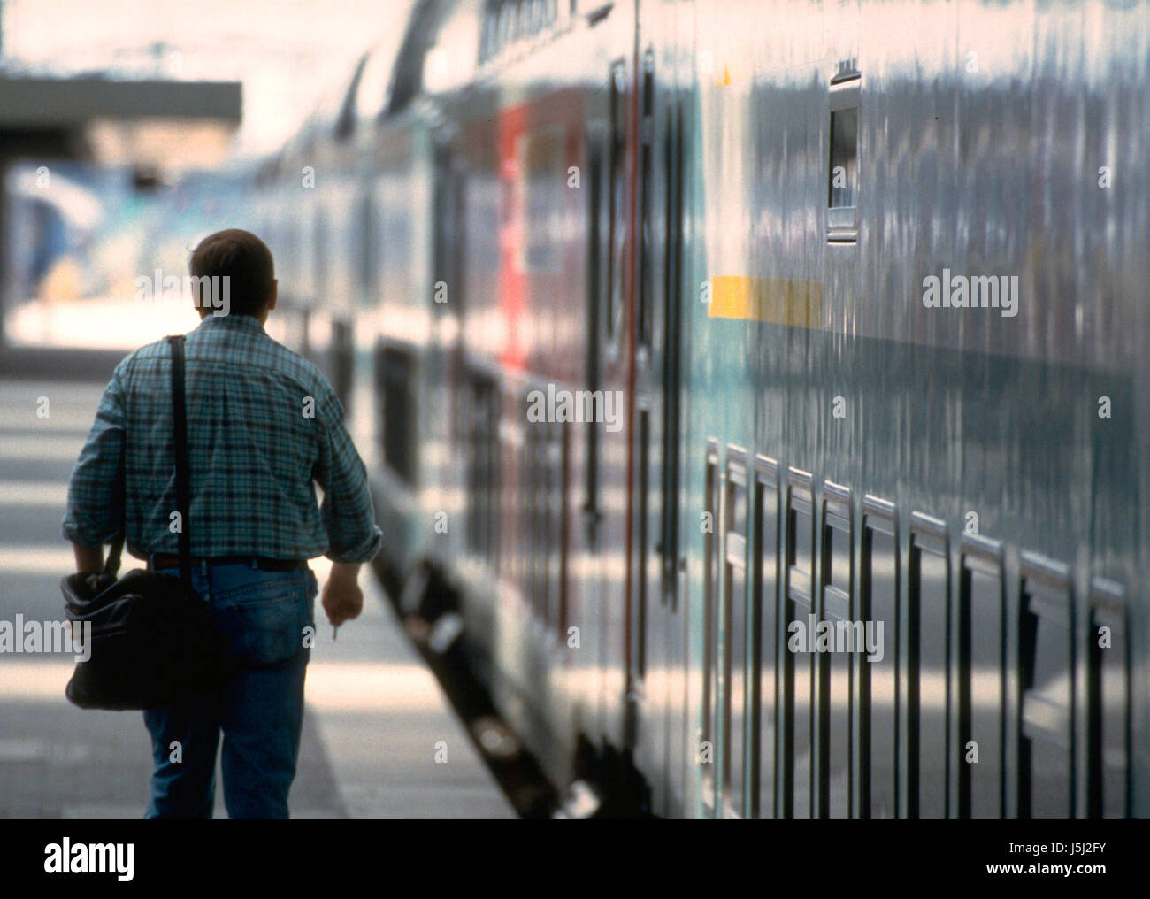 Stazione gli esseri umani gli esseri umani persone persone folk Umano human in uscita Foto Stock