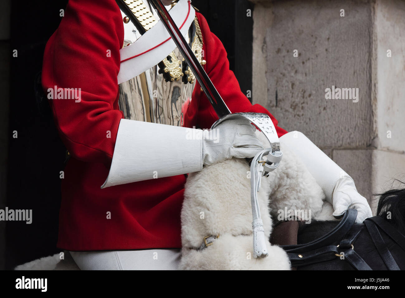 Cavalleria di uso domestico. Cambio della guardia alla sfilata delle Guardie a Cavallo, London, Regno Unito Foto Stock