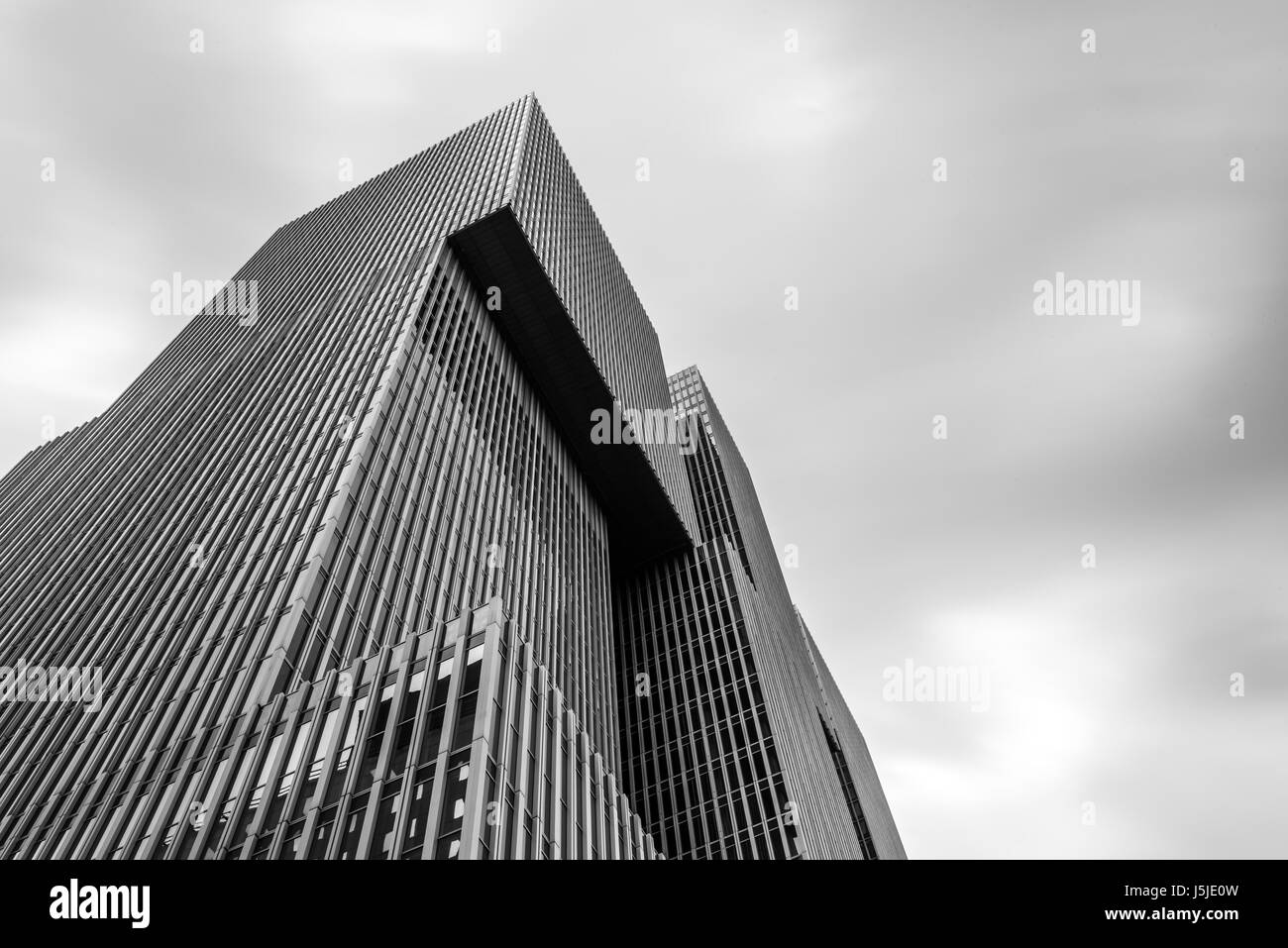 Rottedam, Paesi Bassi - 6 Agosto 2016: De Rotterdam edificio per uffici. Progettato da studio di architettura OMA. Negli ultimi anni molte nuove torri hanno un Foto Stock