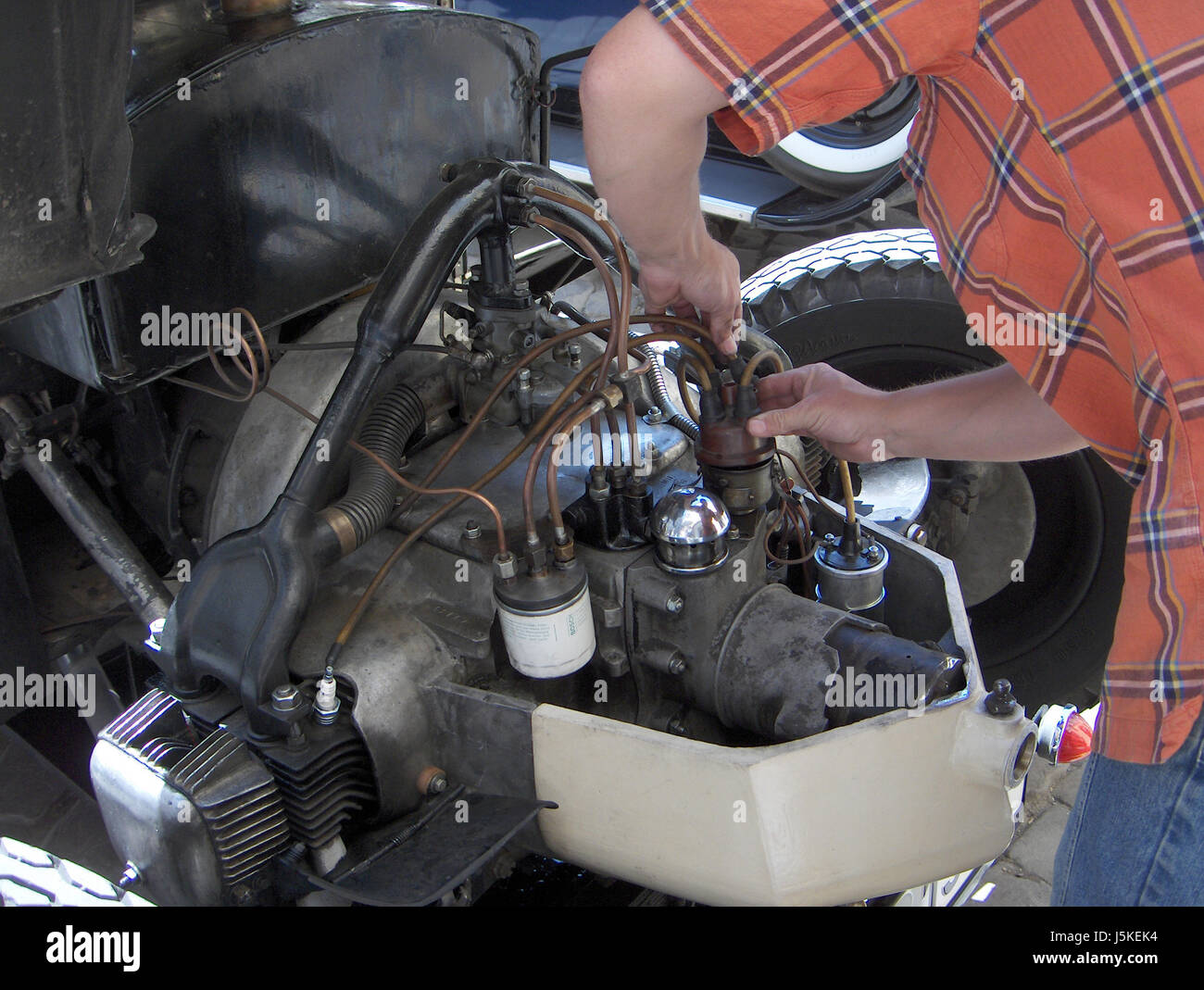 Unità motore automobile automobile mezzo di motore di traslazione della riparazione del veicolo Foto Stock