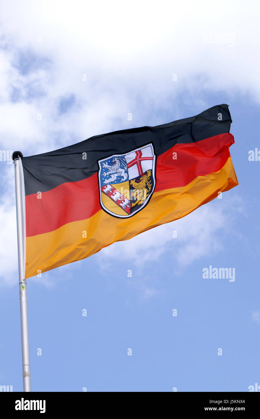 Bandiera Del Saarland (Germania) – 90 X 150 Cm – In Poliestere Resistente Per Esterni – Con 2 Occhielli Metallici