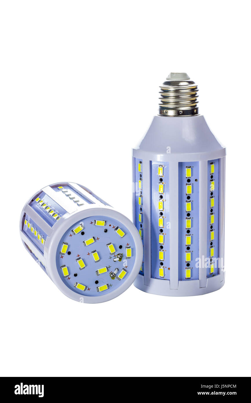 Economico lampada a LED su sfondo bianco Foto Stock