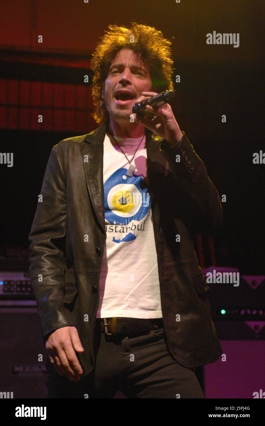 FT Lauderdale, FL - Novembre 3 : ex cantante dei Soundgarden Chris Cornell suona presso un club Revolution il 3 novembre 2007 in Ft Lauderdale, Florida. Credito: mpi04/MediaPunch Foto Stock