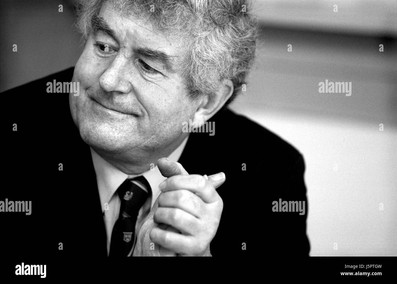 Rhodri Morgan (Manodopera) l'ex primo ministro del Welsh Assembly Government (2000 - 2009). Egli è stato ampiamente conosciuto come il "padre della deconcentrazione". Kiran Ridley/Ethos Foto Stock