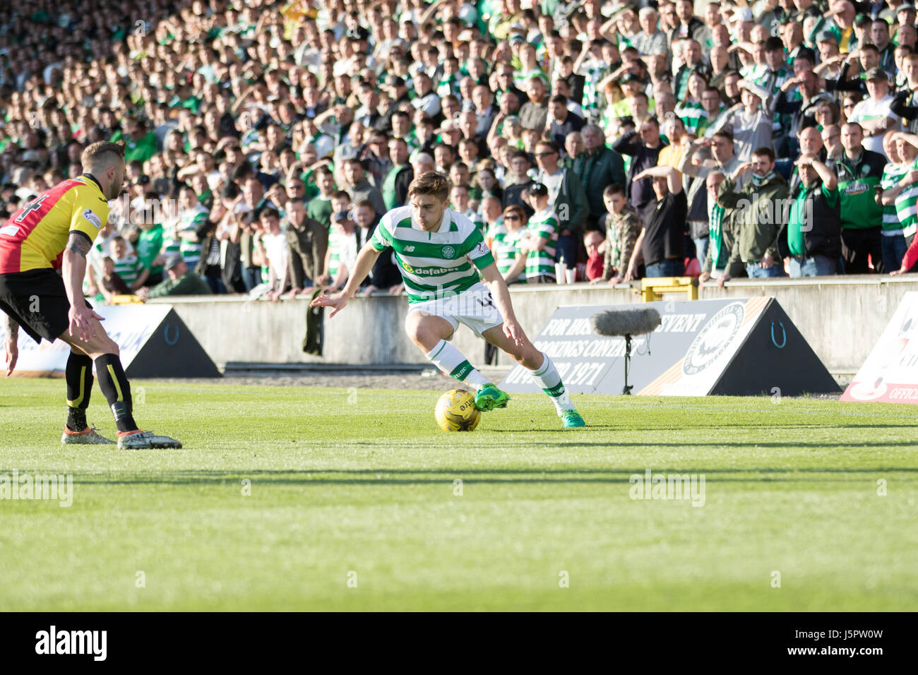 Glasgow, Scozia, Regno Unito, 18 maggio 2017, Partick Thistle v Celtic, Firhill Stadium, SPFL Match 5-0. Premiership scozzese Partick Thistle vs Celtic 7:45pm Giovedì 18 Maggio Firhill Stadium (Att: 7847) Foto Stock