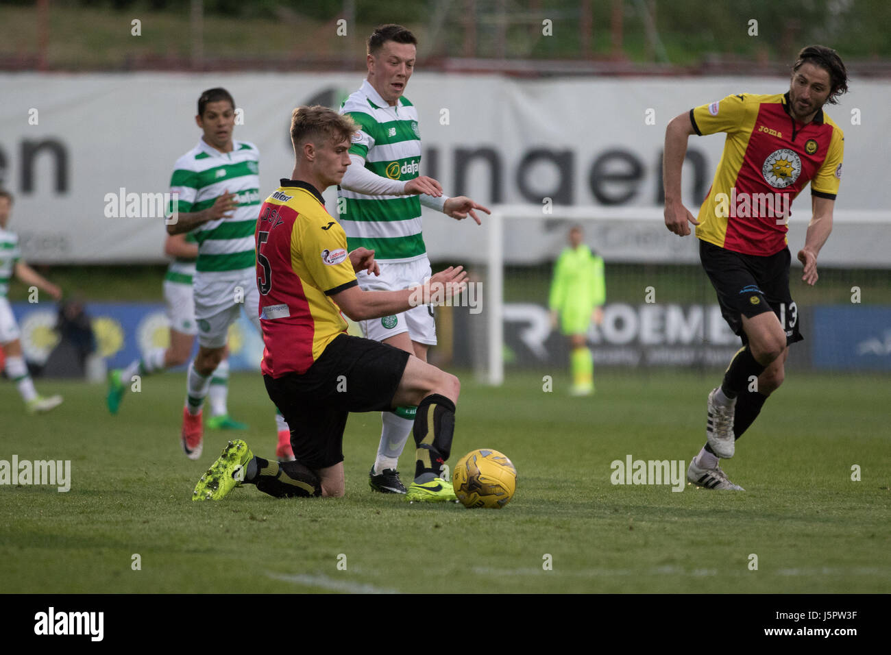 Glasgow, Scozia, Regno Unito, 18 maggio 2017, Partick Thistle v Celtic, Firhill Stadium, SPFL Match 5-0. Premiership scozzese Partick Thistle vs Celtic 7:45pm Giovedì 18 Maggio Firhill Stadium (Att: 7847) Foto Stock