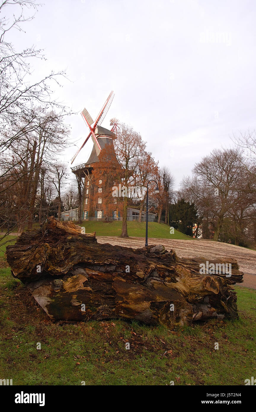 Parkway windmill mill bremen edificio di importanza storica alberi tree hill Foto Stock