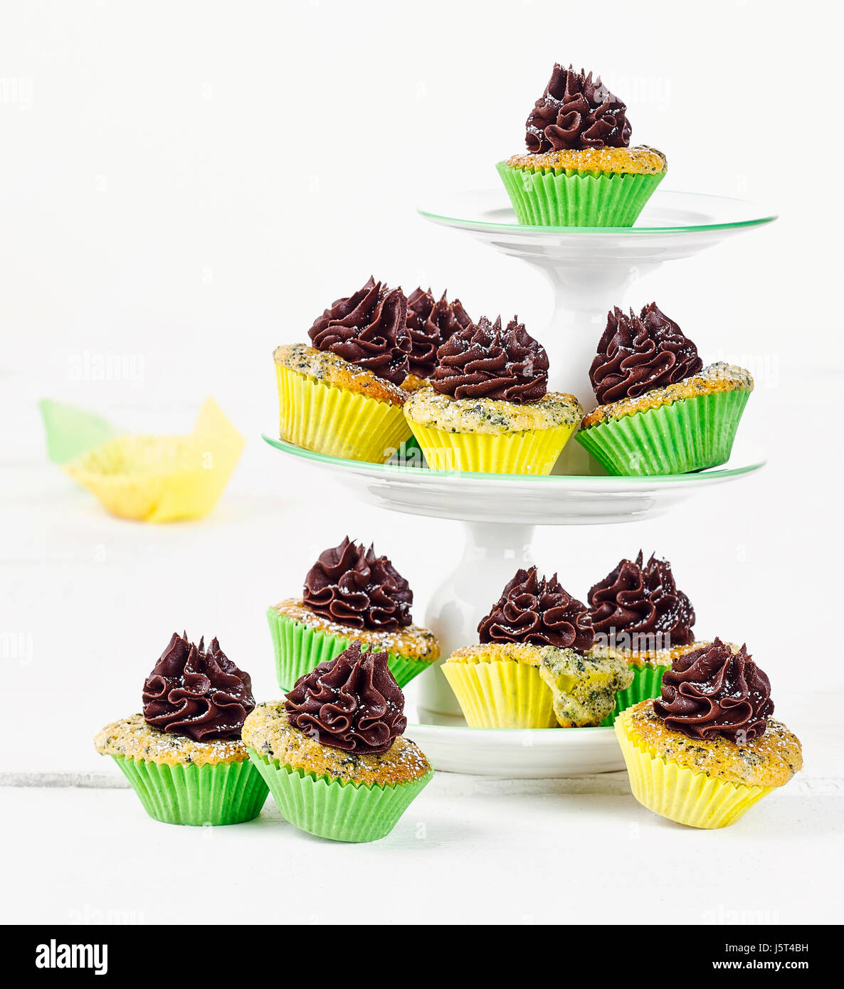 Mini muffin con cavolo e topping di cioccolato Foto Stock