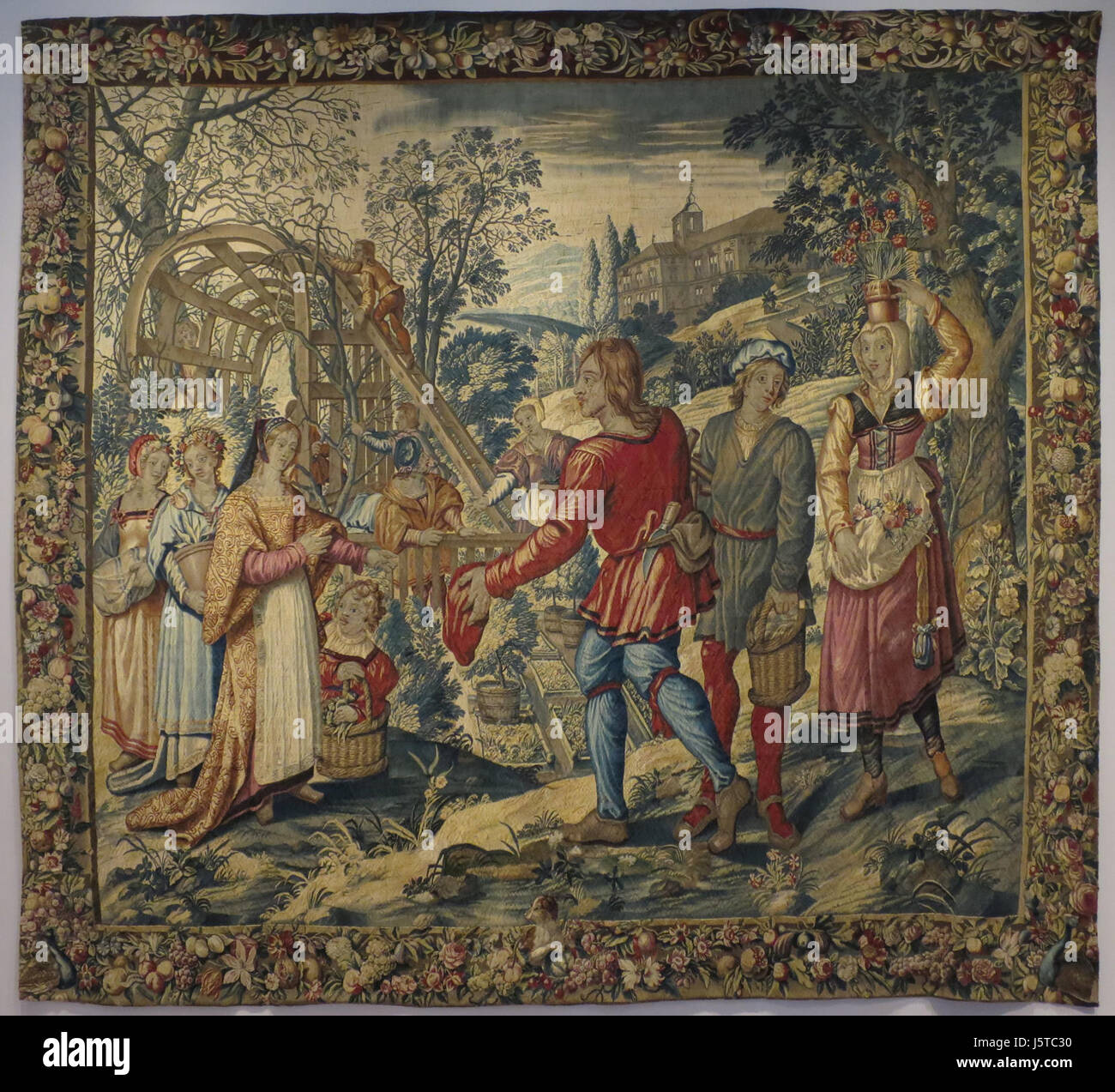 "The Months of Lucas, March" è un arazzo fiammingo di lana e seta risalente al 1650 circa, ospitato al Dayton Art Institute. Raffigura scene associate al mese di marzo, che mostrano l'artigianato del periodo. Foto Stock