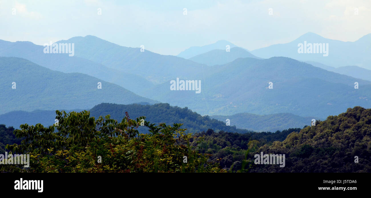 Questo riferimento si riferisce probabilmente a un evento o a un luogo a Garrotxa, in Catalogna, il 26 luglio 2016. Potrebbe coinvolgere un importante sito naturale o culturale nella regione. Foto Stock