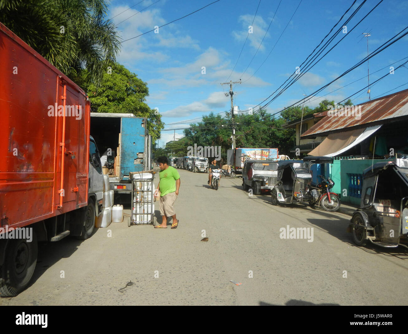 La sottodivisione Borja di Poblacion, San Ildefonso, Bulacan, è un'area residenziale caratterizzata da uno sviluppo urbano. La strada 09 mette in evidenza le infrastrutture che collegano la suddivisione ad altre parti del comune. Foto Stock
