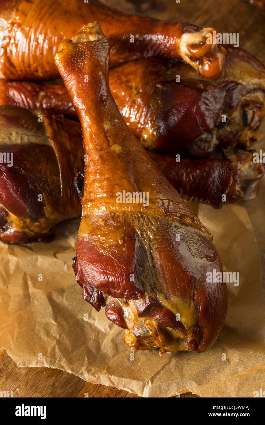 Barbecue affumicati Tacchino pronto a mangiare Foto Stock