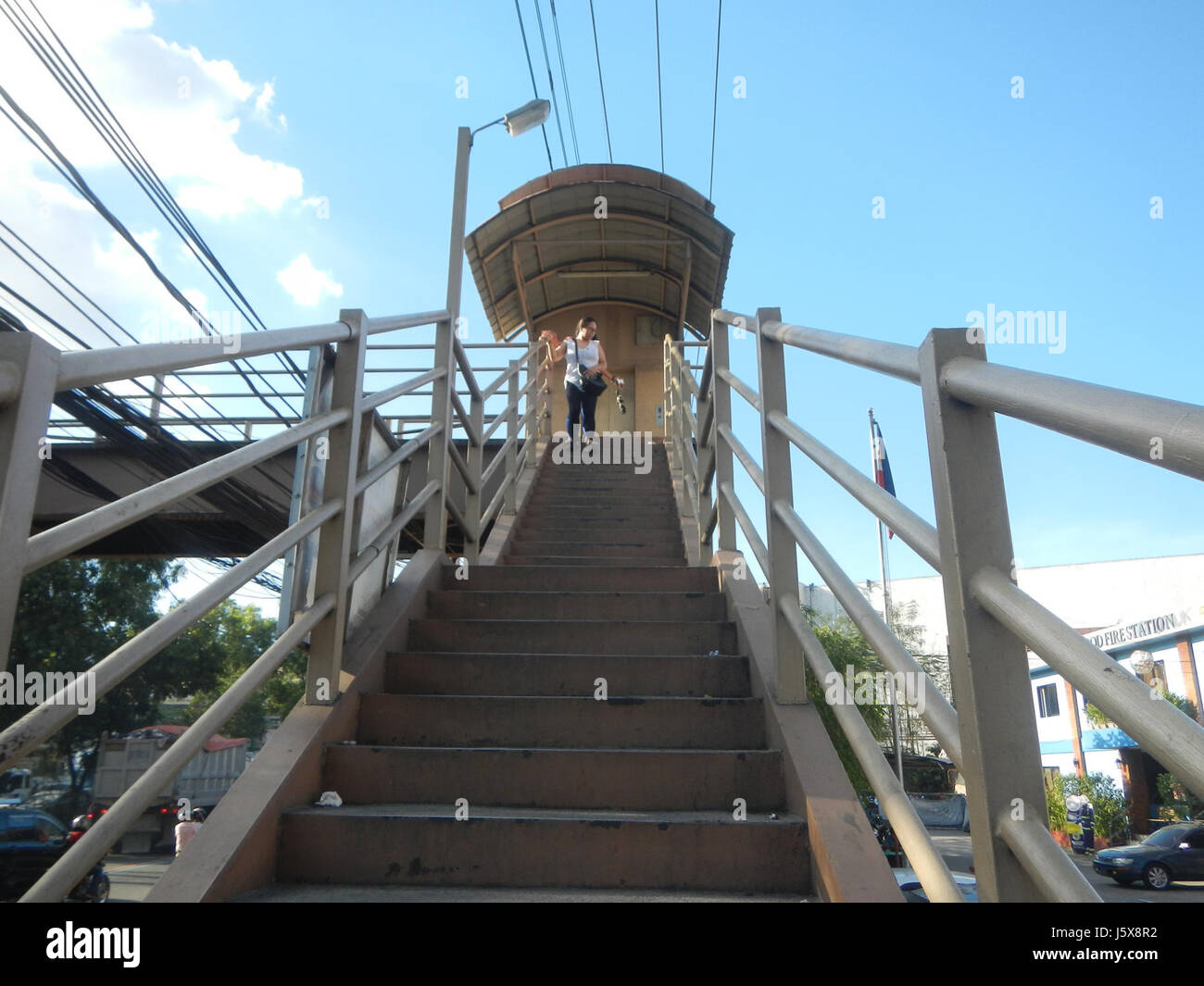 Questo titolo si riferisce agli edifici situati a Bagumbayan, Libis, Eastwood City a Quezon City, un'area urbana sviluppata nelle Filippine. Foto Stock