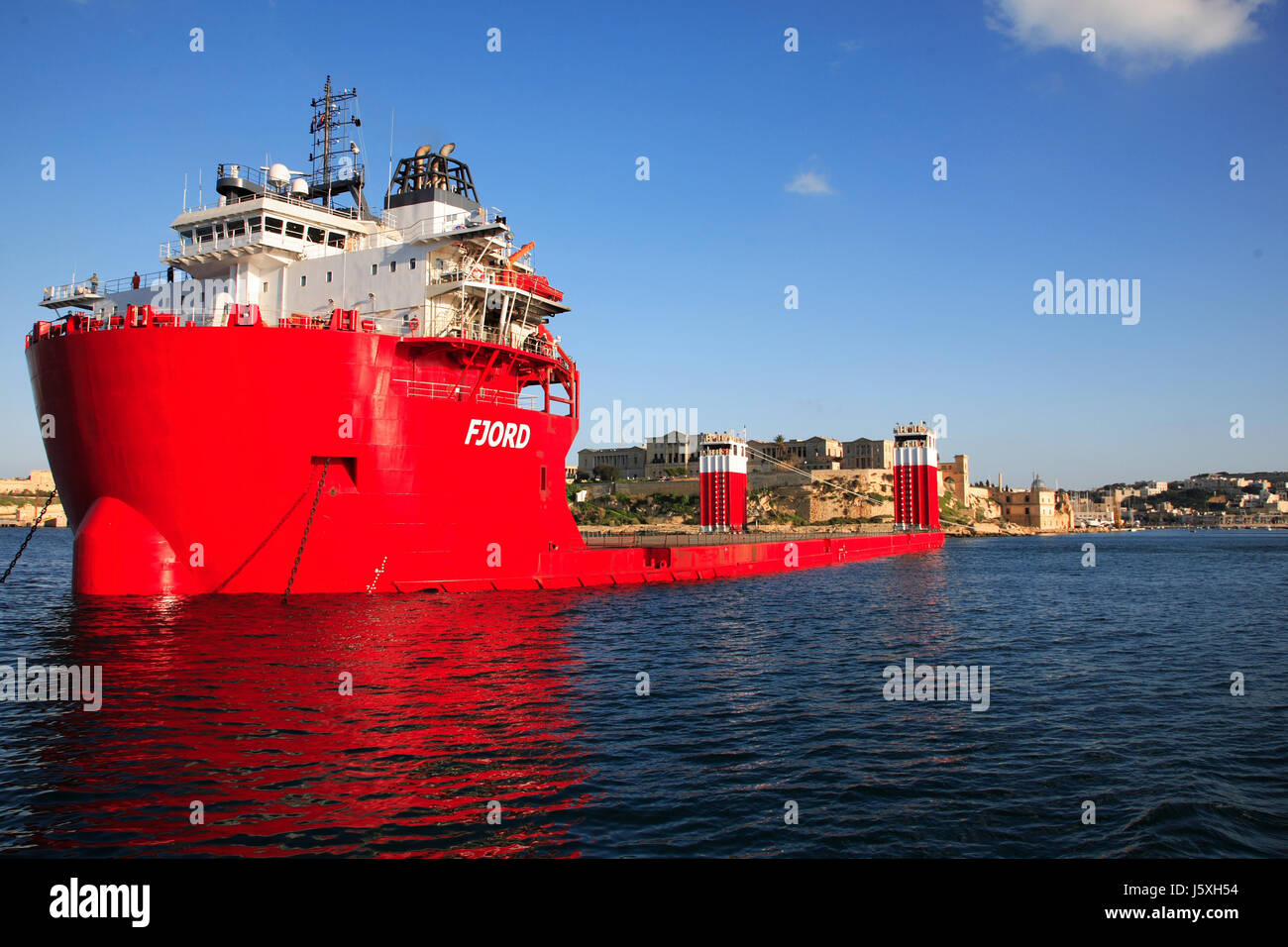 Nave container di spedizione gangplank azienda contenitori in barca a vela Foto Stock