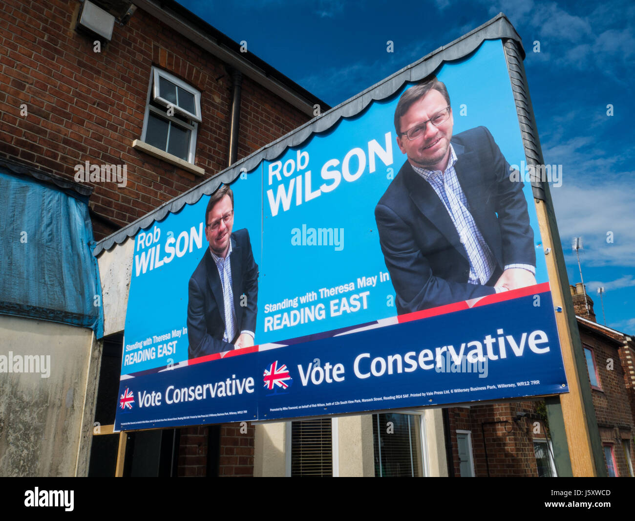 Candidato conservatore, elezione 2017, Affissioni, Pubblicità politica, lettura, Berkshire, Inghilterra, Regno Unito, GB. Foto Stock