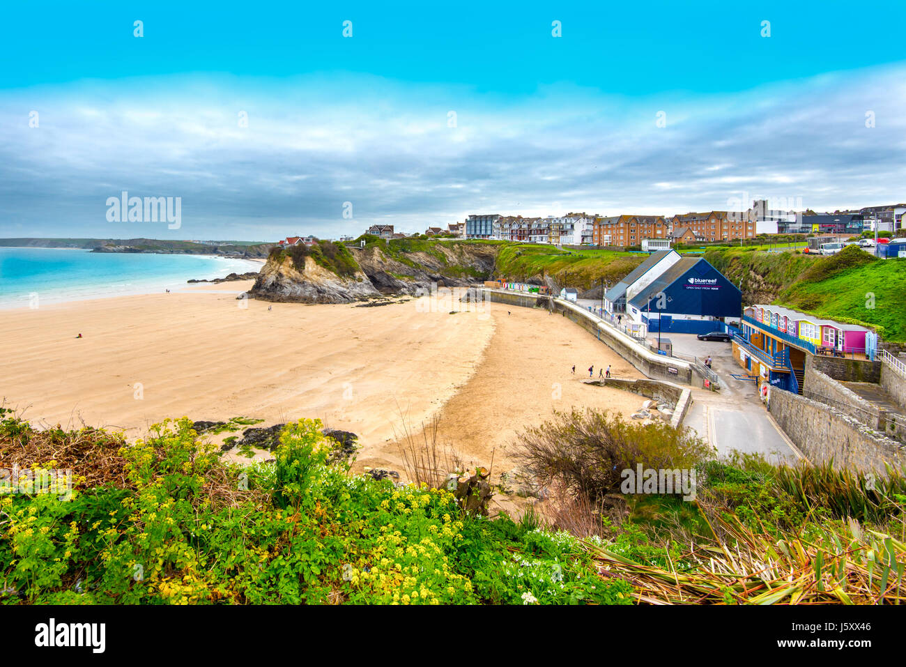 NEWQUAY, Cornwall, Regno Unito - 22APR2017: Towan Beach e l'isola Foto Stock
