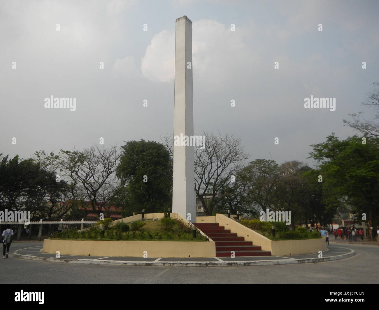 Questo titolo si riferisce all'Università Politecnica delle Filippine (PUP), situata a Santa Mesa, Manila. Si tratta di un'istituzione educativa ben nota che offre una vasta gamma di programmi accademici. Foto Stock