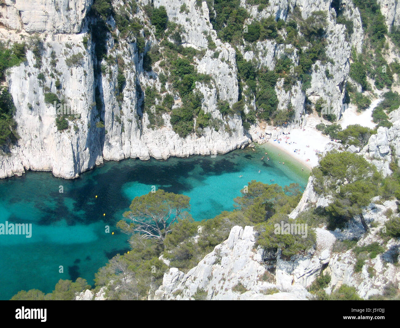 Bay ripida Costa turchese Sud della Francia Marsiglia mare spiaggia La spiaggia Foto Stock