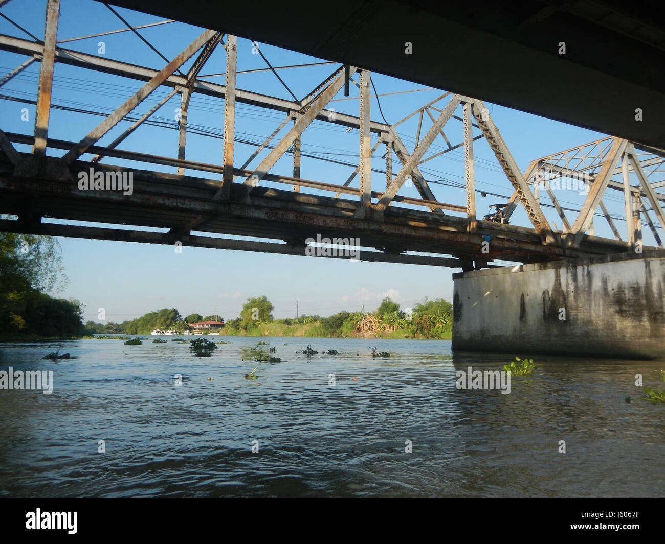 0206 Vecchio Nuovo Sulipan Apalit ponti Calumpit Bulacan Fiume Pampanga distretti 2017 43 Foto Stock