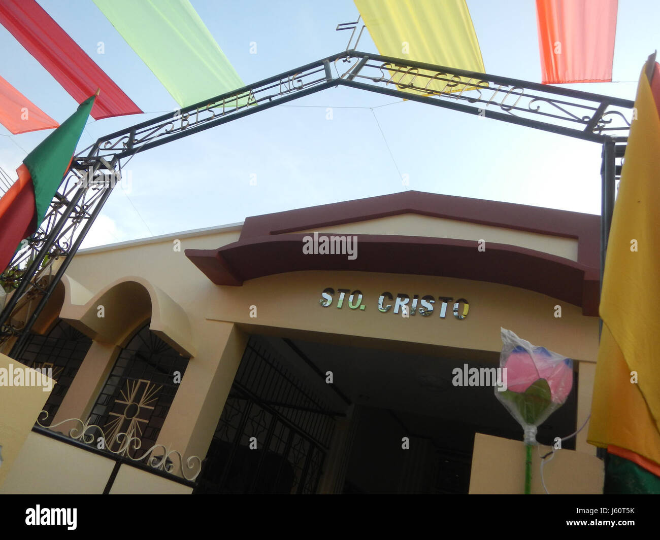 La Chiesa del Principe di Gesù della Pace, situata a Bisita Santo Cristo, Malolos City, Bulacan, Filippine, è un importante sito religioso noto per il suo ruolo nella fede e nella cultura locale. Foto Stock