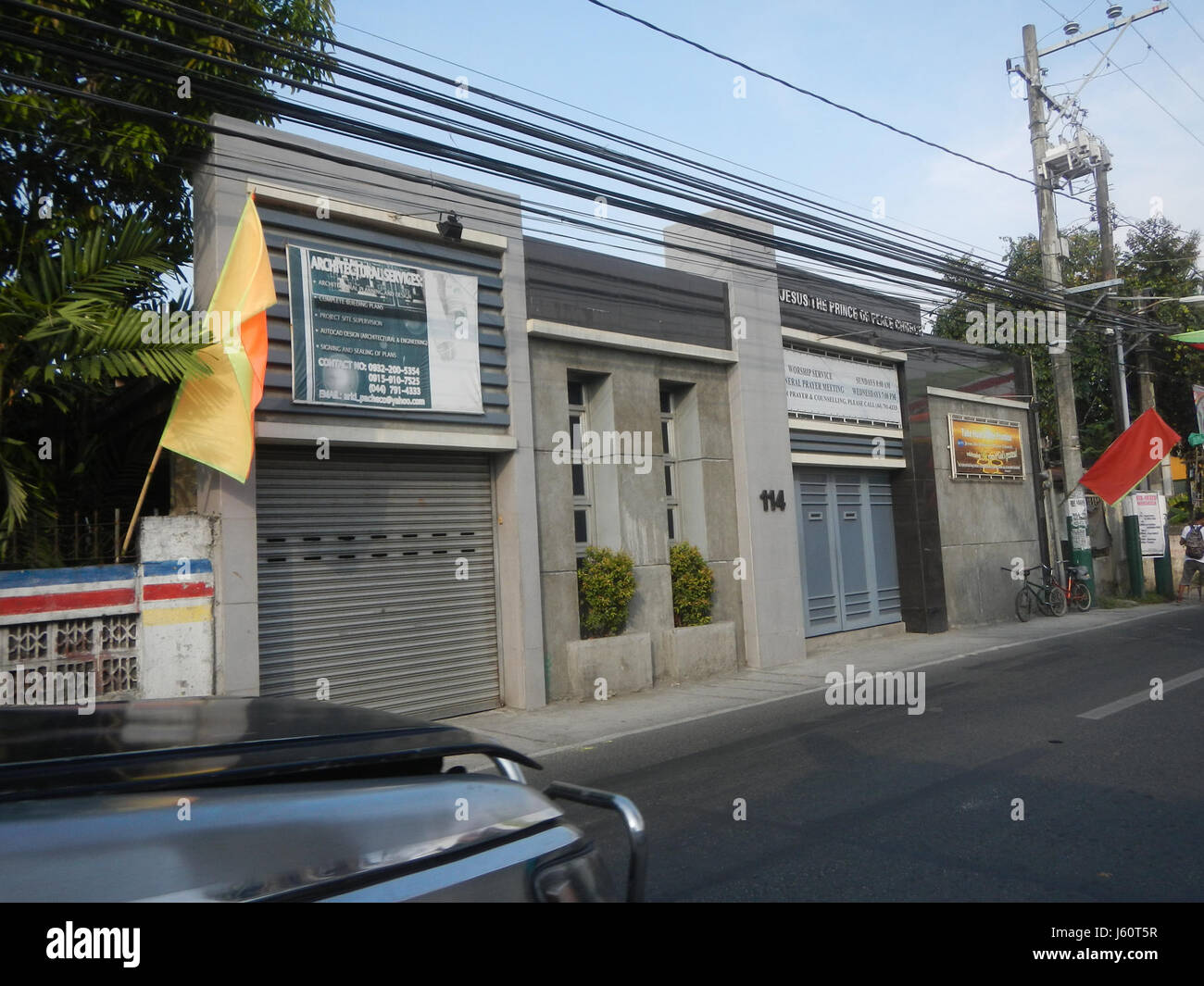 La Chiesa del Principe di Gesù della Pace si trova a Malolos City, Bulacan, Filippine. È una chiesa cattolica dedicata al titolo di "Principe della Pace", che funge da centro spirituale per la comunità locale. Foto Stock