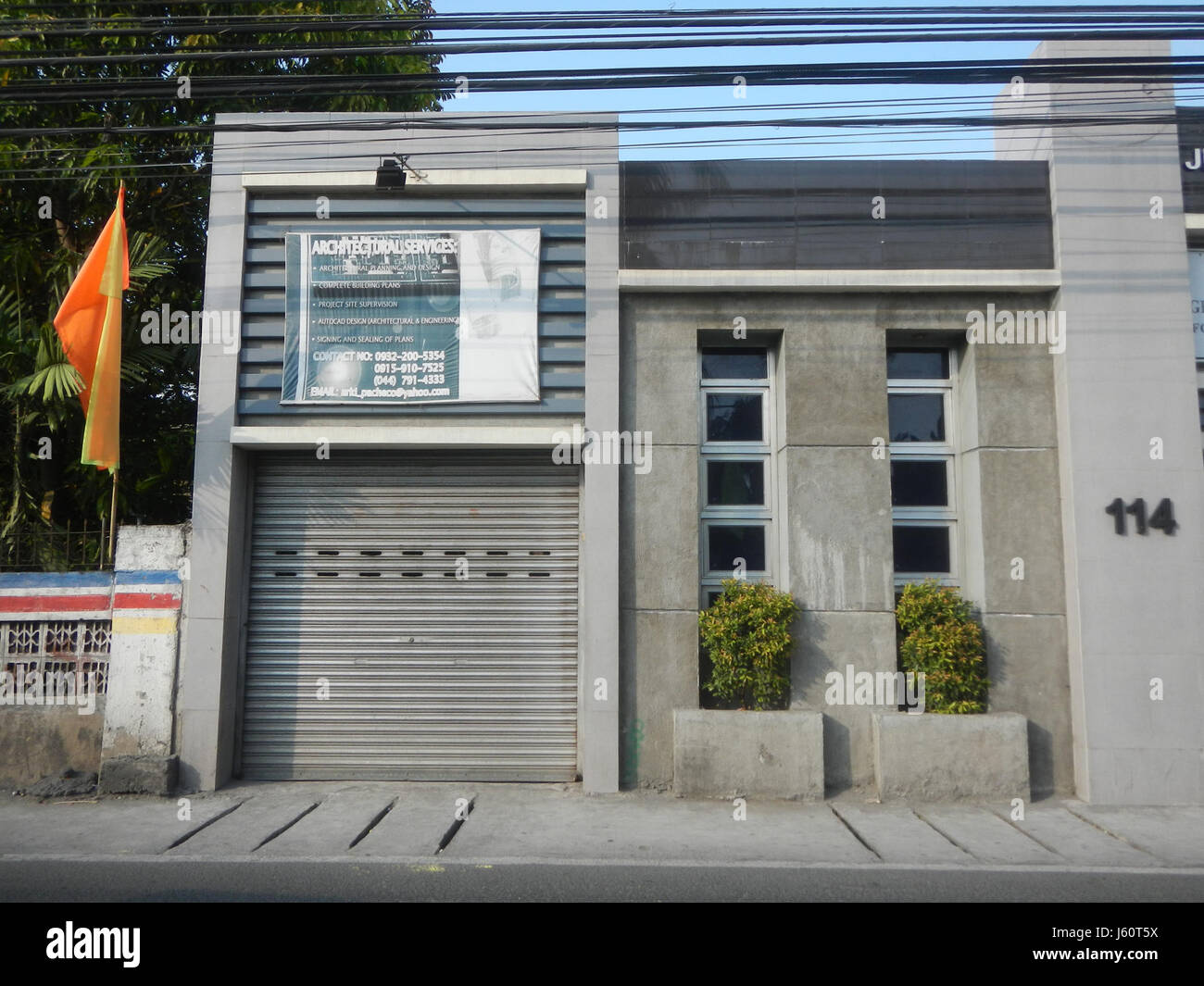 La Chiesa del Principe di Gesù della Pace, conosciuta anche come Bisita Santo Cristo, situata nella città di Malolos, Bulacan, è un luogo di culto noto per il suo significato storico e la sua bellezza architettonica. Foto Stock