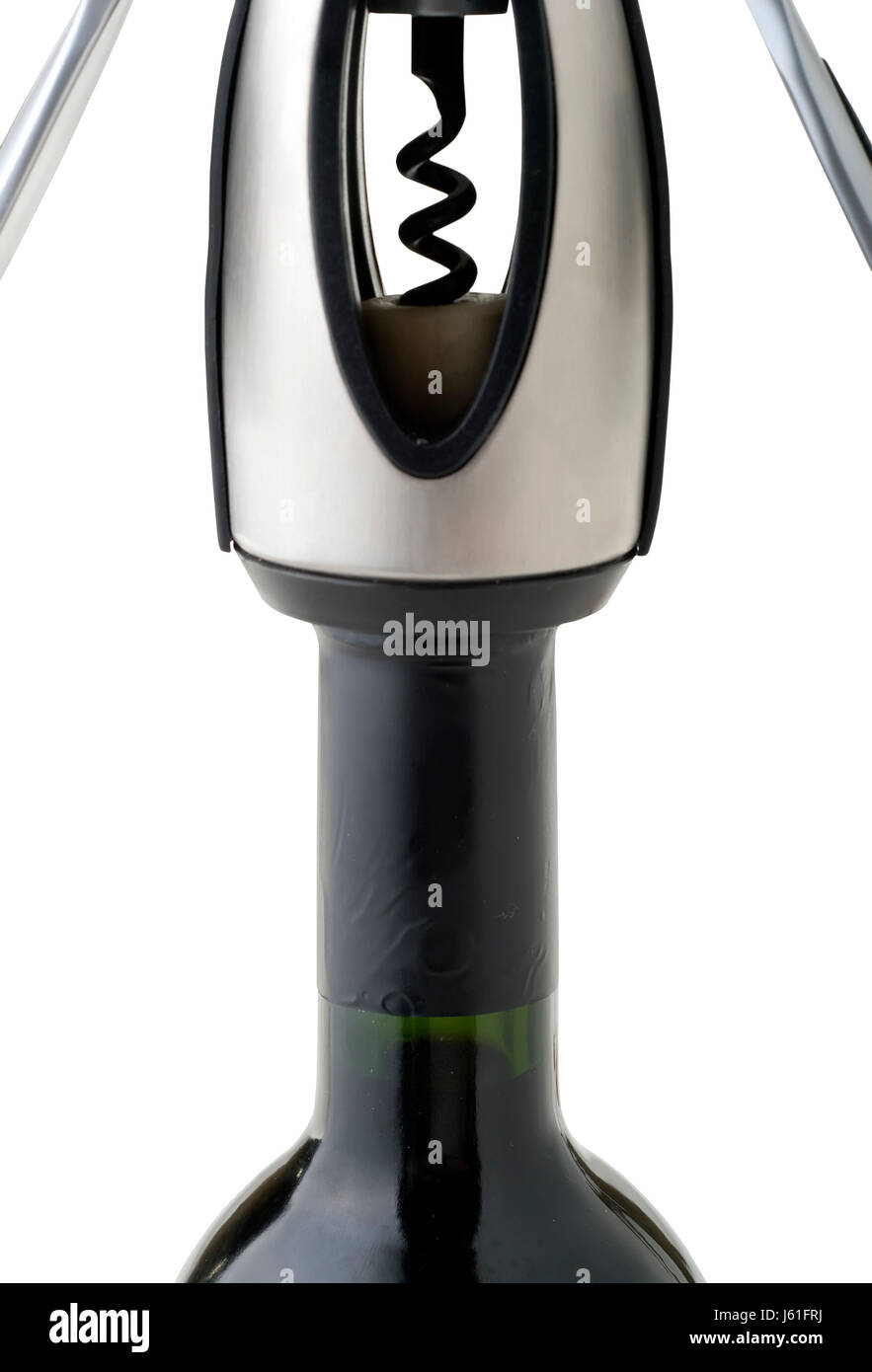 Alcole di vino bottiglia per bevande cavatappi di sughero in prossimità di un calice di vetro tumbler drink Foto Stock