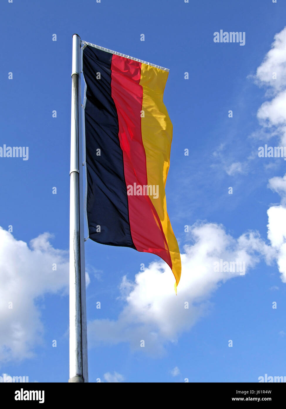 Bandiera della Germania bandiera flagstaff bandiera della Germania bandiera del simbolismo del montante di flagstaff Foto Stock