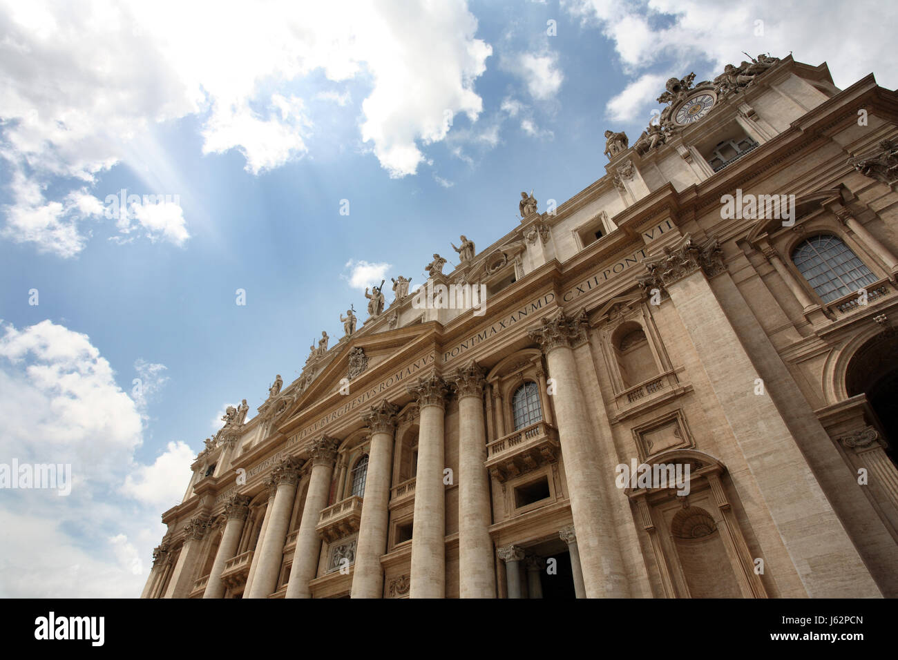 Chiesa cattedrale petersdom roma roma beadhouse vaticano italia edificio edifici Foto Stock
