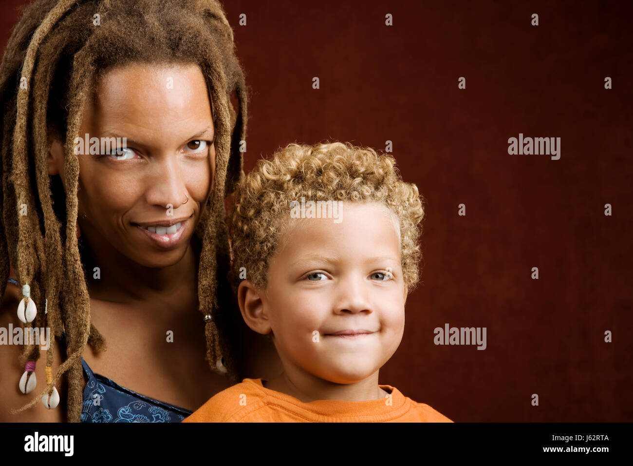 Nero americano swarthy jetblack deep black madre africana mamma ma mamma Foto Stock