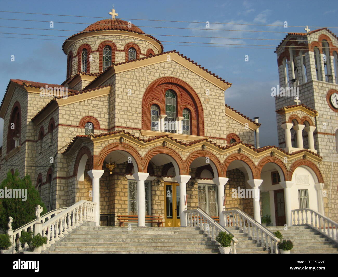 La religione chiesa basilica grecia villaggio comunità cittadina mercato religione di montagna Foto Stock