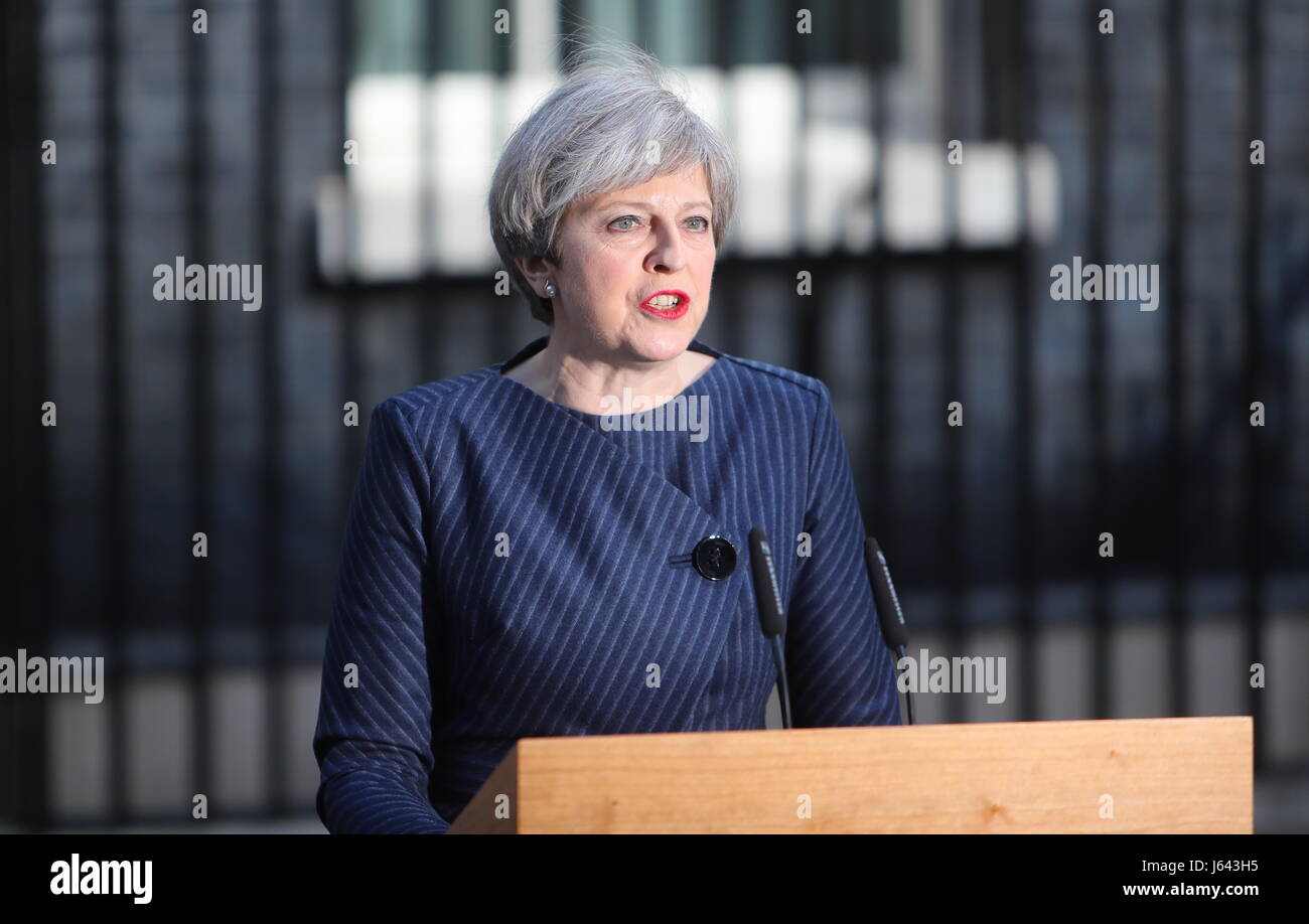 Primo Ministro del Regno Unito Theresa Maggio chiede lo svolgimento delle elezioni generali che si terranno il 8 giugno, 2017 dotate di: Theresa Maggio dove: Londra, Regno Unito quando: 18 Apr 2017 Credit: WENN.com Foto Stock
