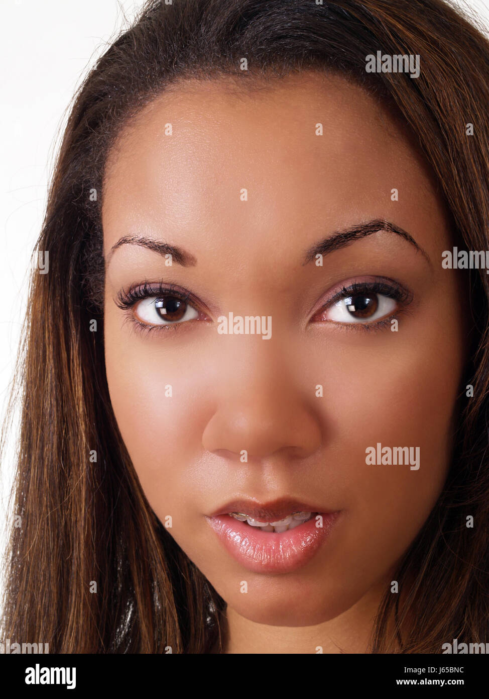 Donna closeup ritratto americano nero jetblack swarthy nero profondo dei giovani africani Foto Stock