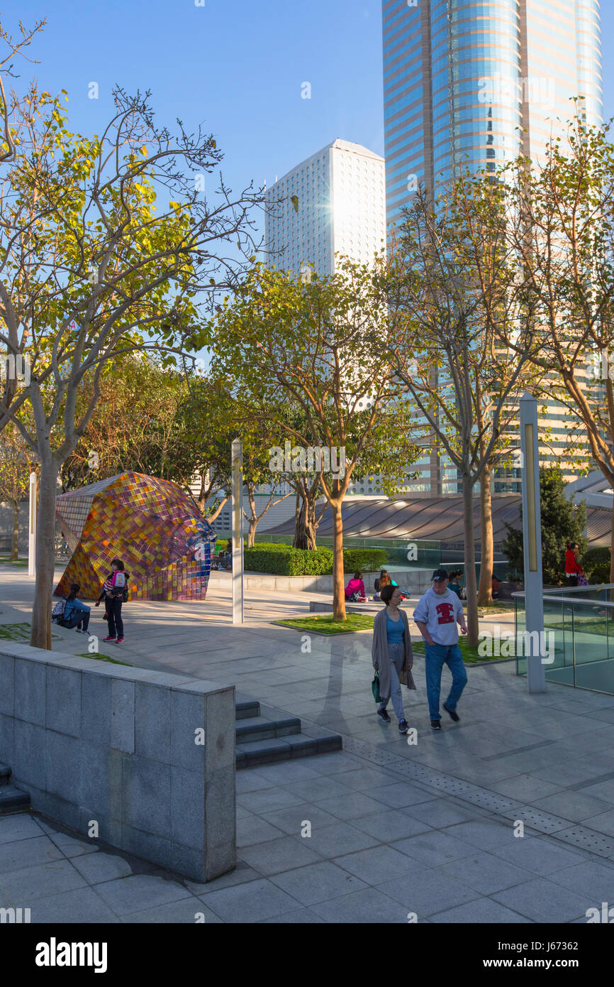 Il giardino sul tetto del centro finanziario internazionale (IFC), Central, Hong Kong, Cina Foto Stock