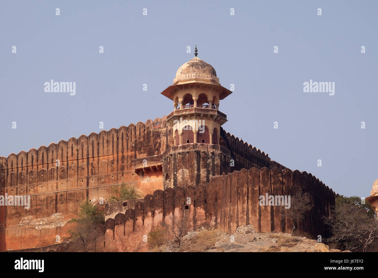 Il Jaigarh Fort vicino a Jaipur è uno dei più spettacolari fortezze in India a Jaipur, Rajasthan, India Foto Stock