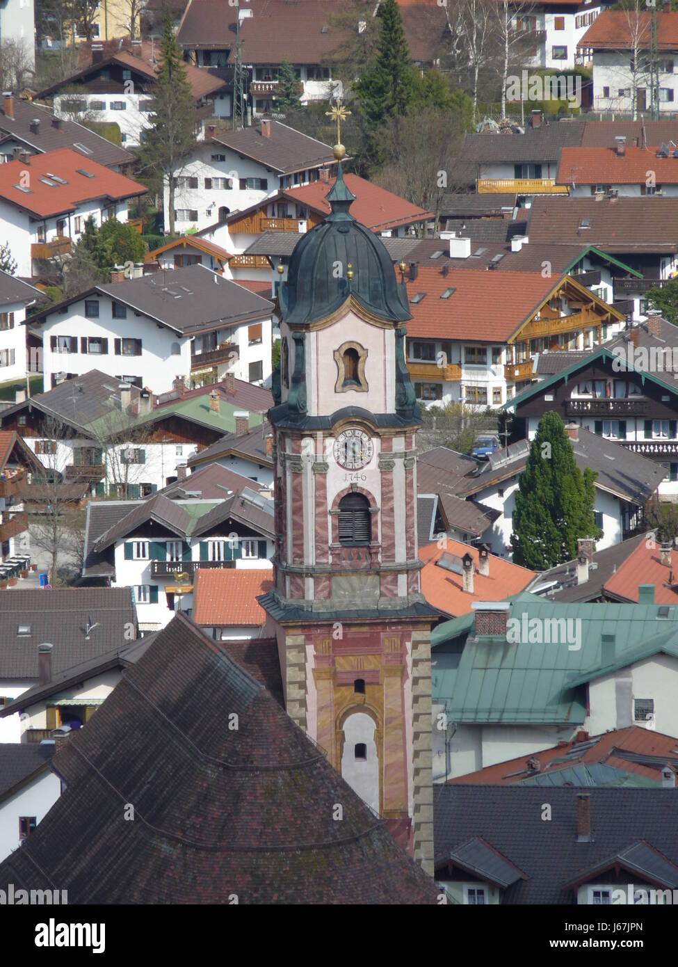 Campanile mittenwald la religione cattolica la chiesa parrocchiale di San Pietro Paolo Foto Stock