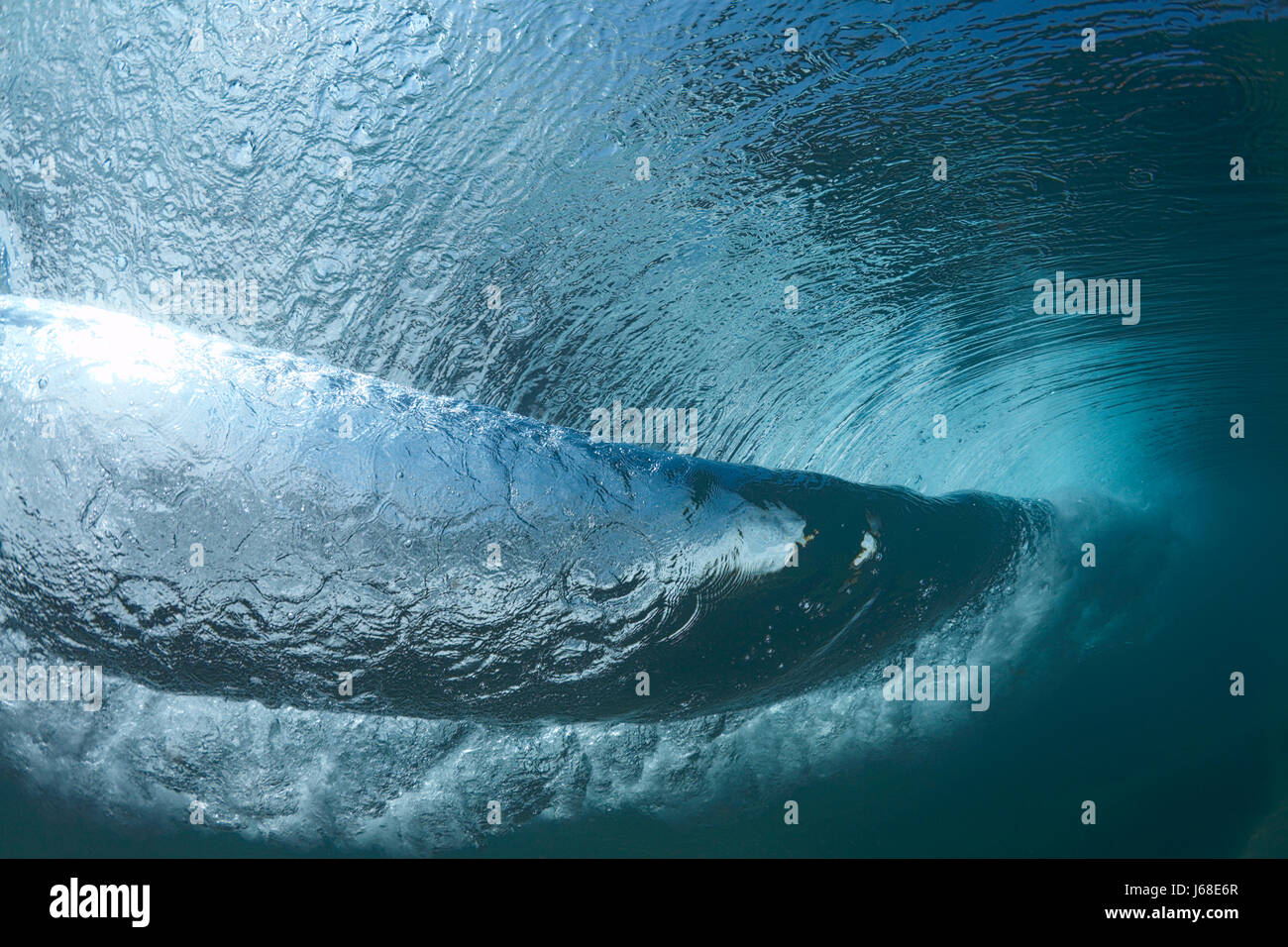 Onde underwater wave surf acqua salata oceano mare acqua frattura di rottura Foto Stock