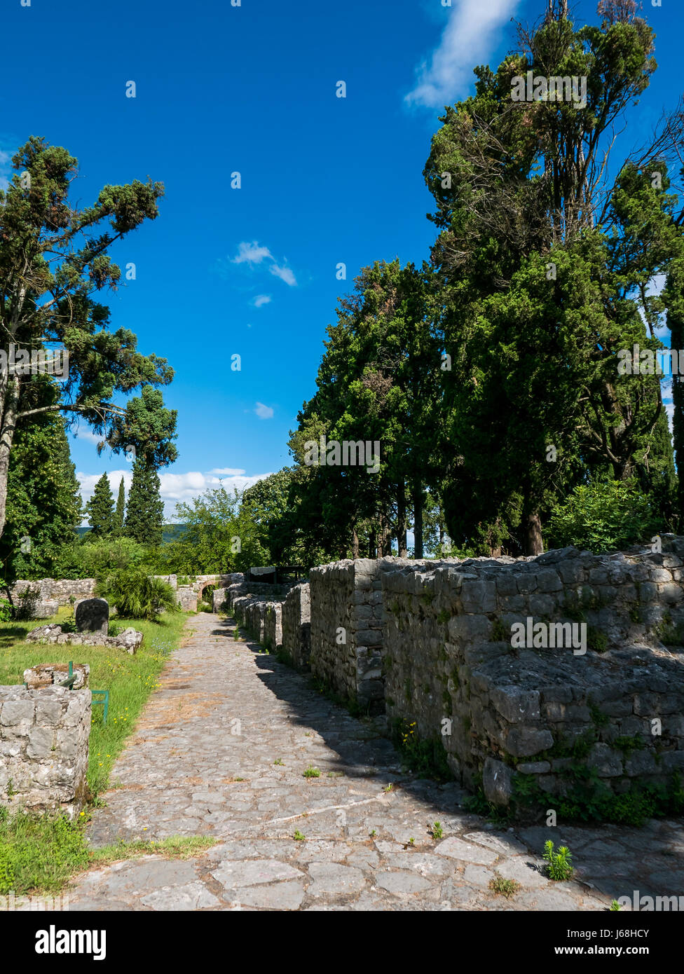 Capljina, Bosnia Erzegovina - 17 Luglio 2016 - resti di villa romana rustica dall'inizio del IV secolo in Capljina, Bosnia e Erzegovina, su Foto Stock