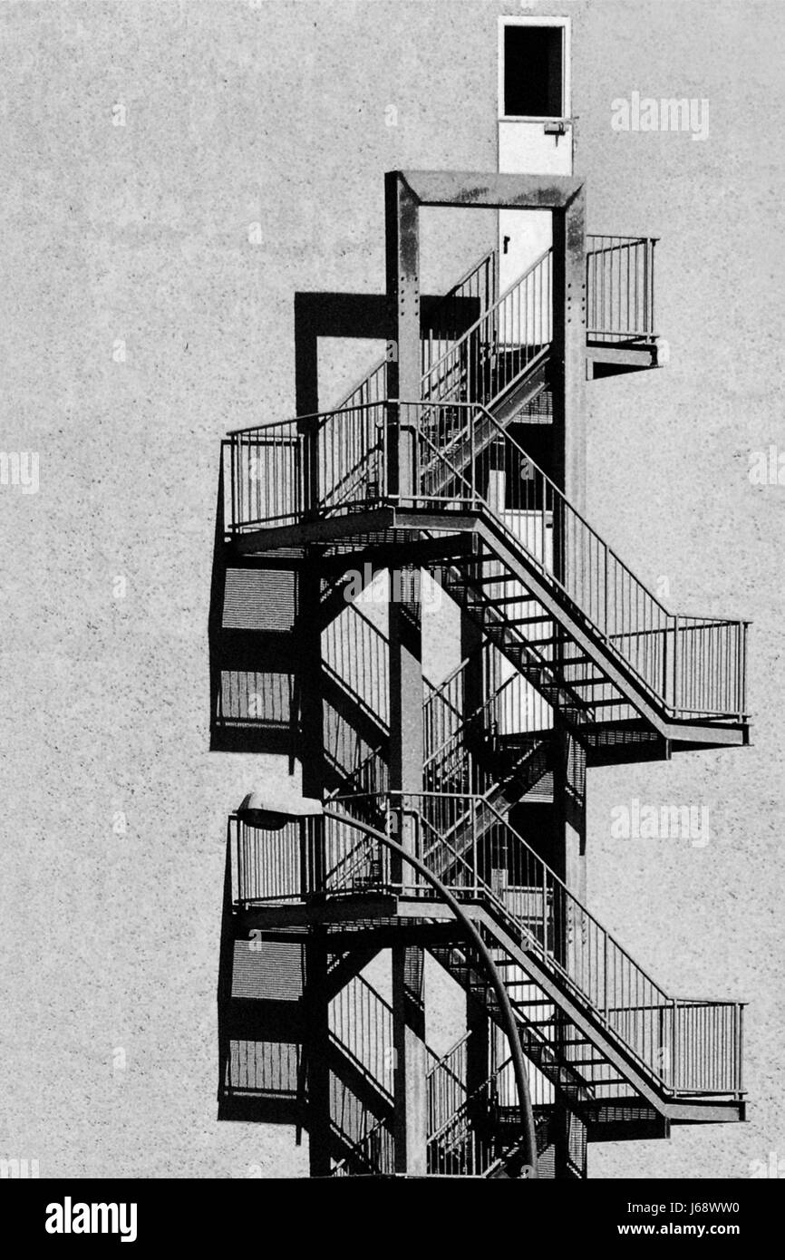 Scale bw stile di costruzione di architettura in stile architettonico shaddow ombra Foto Stock