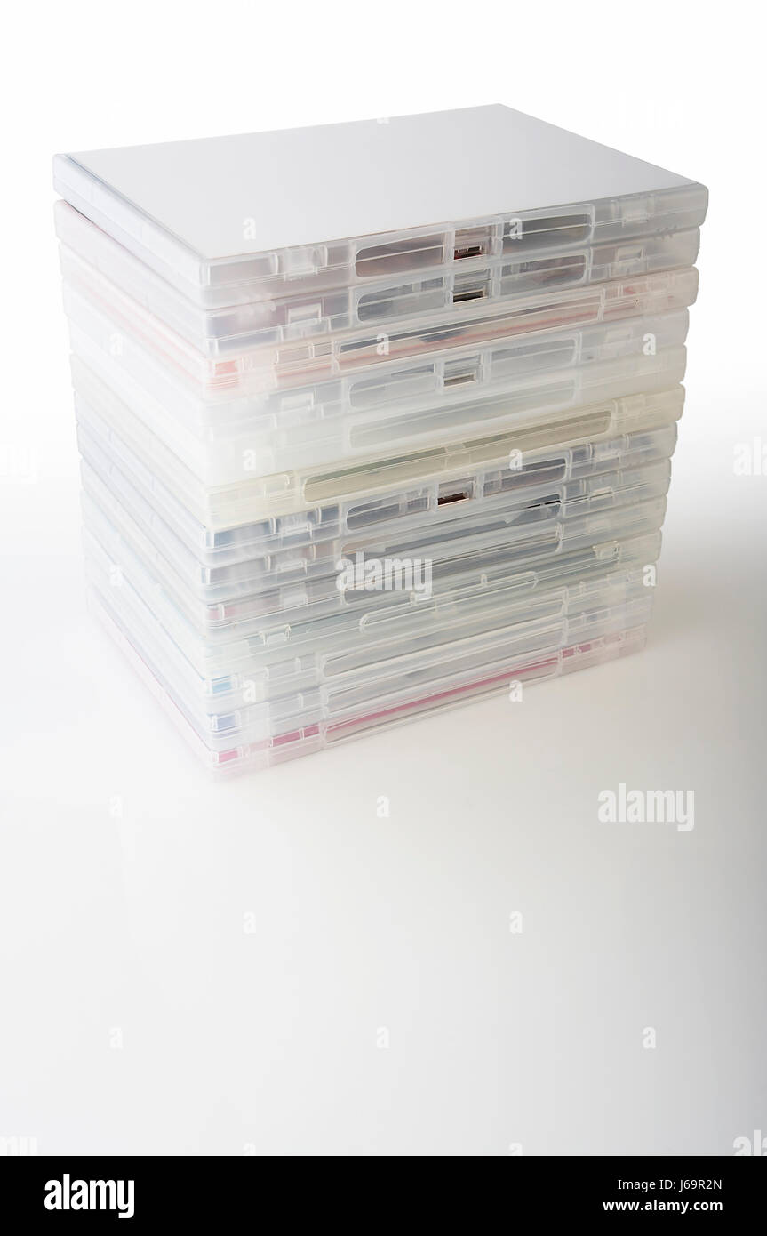 Musica di intrattenimento isolato disco stack di cristallo di materiale sintetico plastico dvd Foto Stock