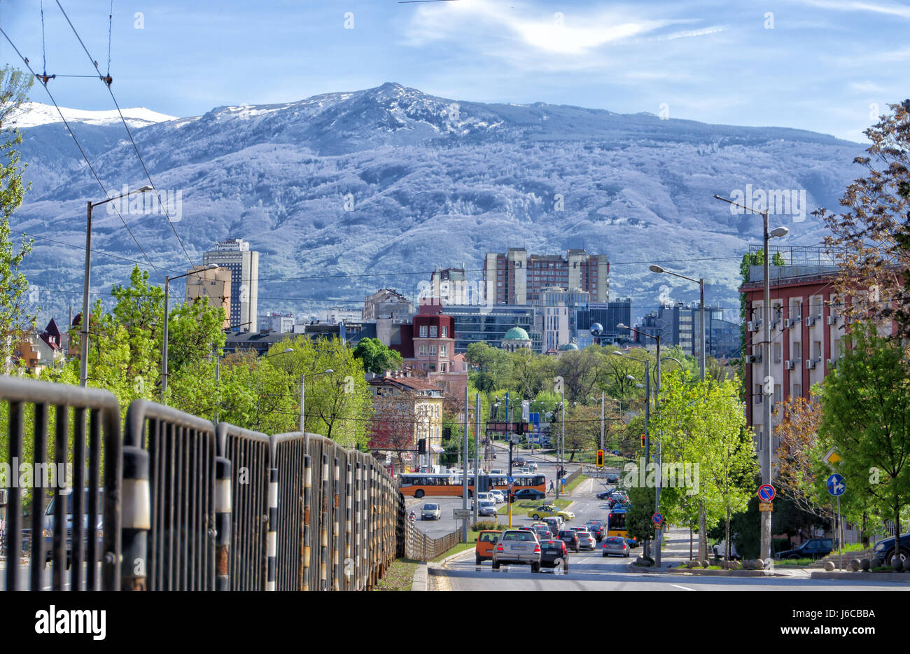 Sofia - la città ai piedi del Monte Vitosha Foto Stock