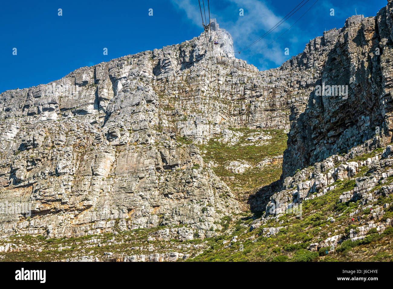 La cabinovia di Table Mountain su discendente Platteklip Gorge, Cape Town, Sud Africa Foto Stock