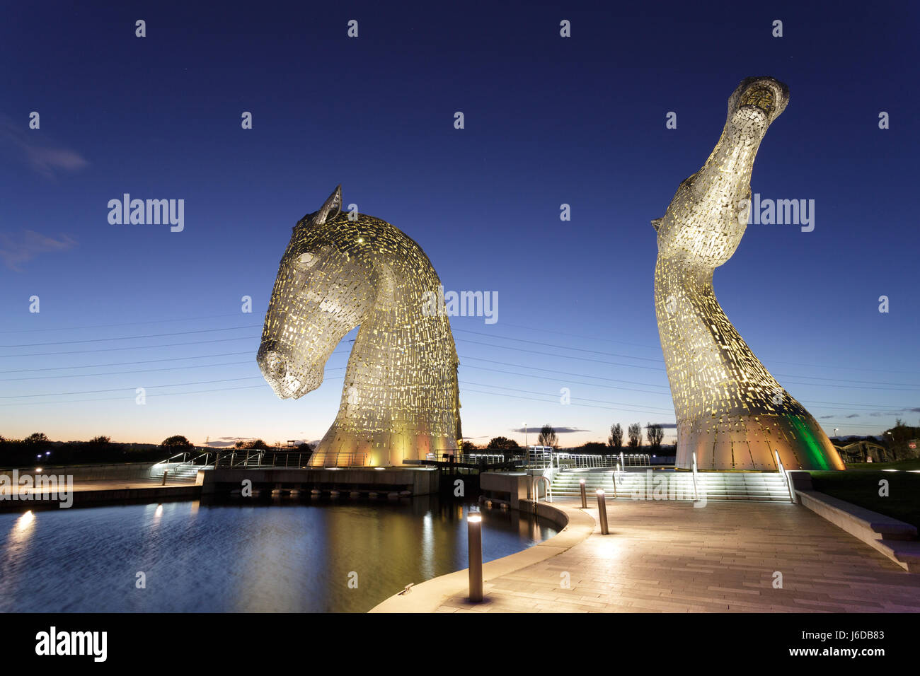 Il Kelpies, 30m alto testa di cavallo sculture in Helix, Falkirk, Scotland, Regno Unito. Foto Stock