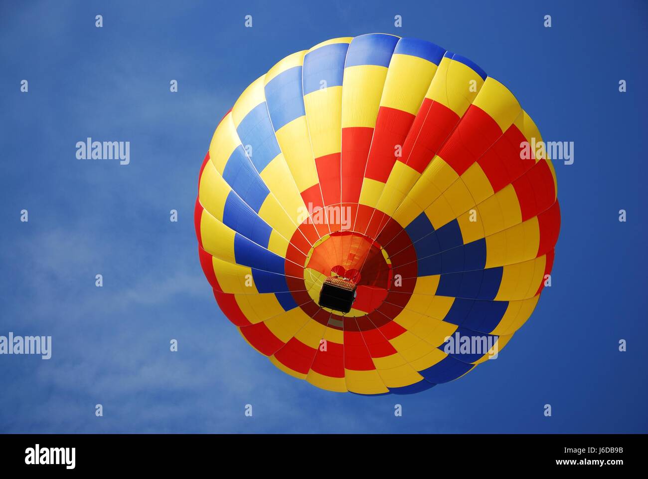 Volo mongolfiera di palloncino air fly vola vola flying blue sport sport flight Foto Stock