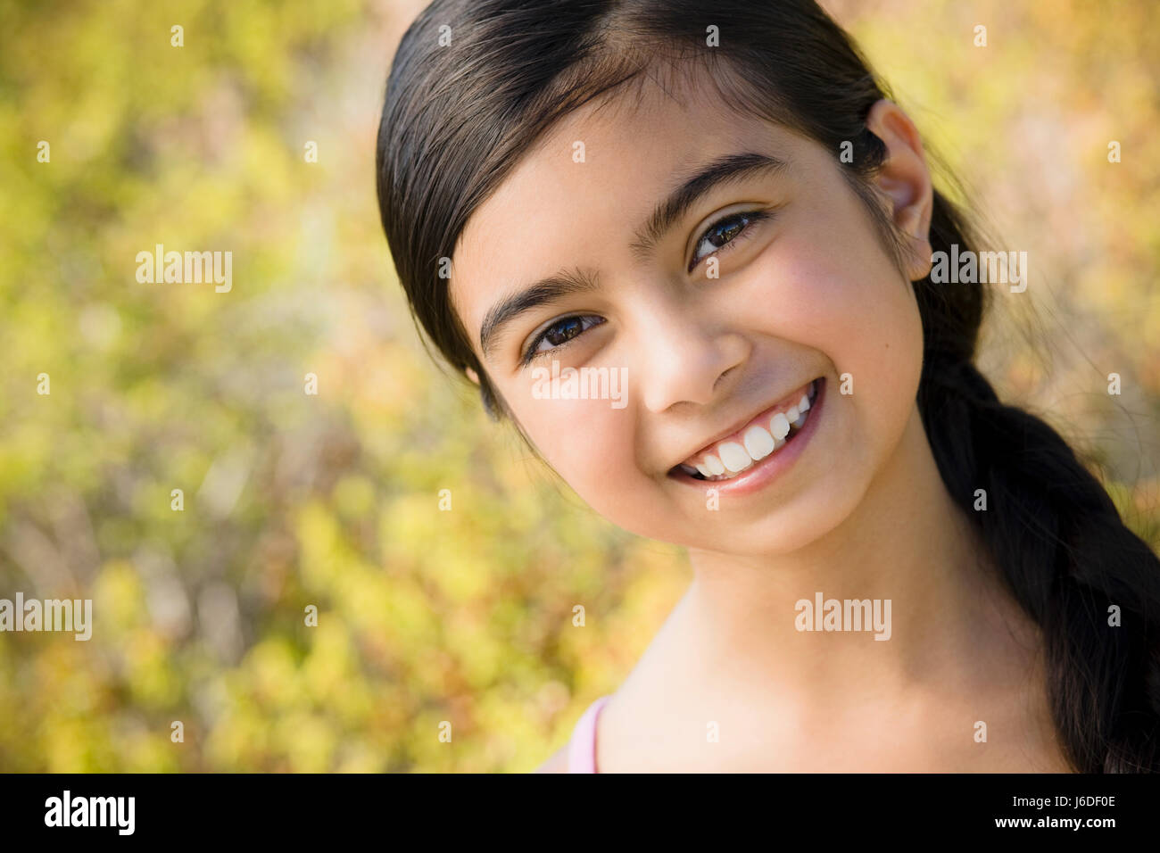 Ridere risate ridere twit risatina sorriso sorridente risate laughingly sorridendo Foto Stock