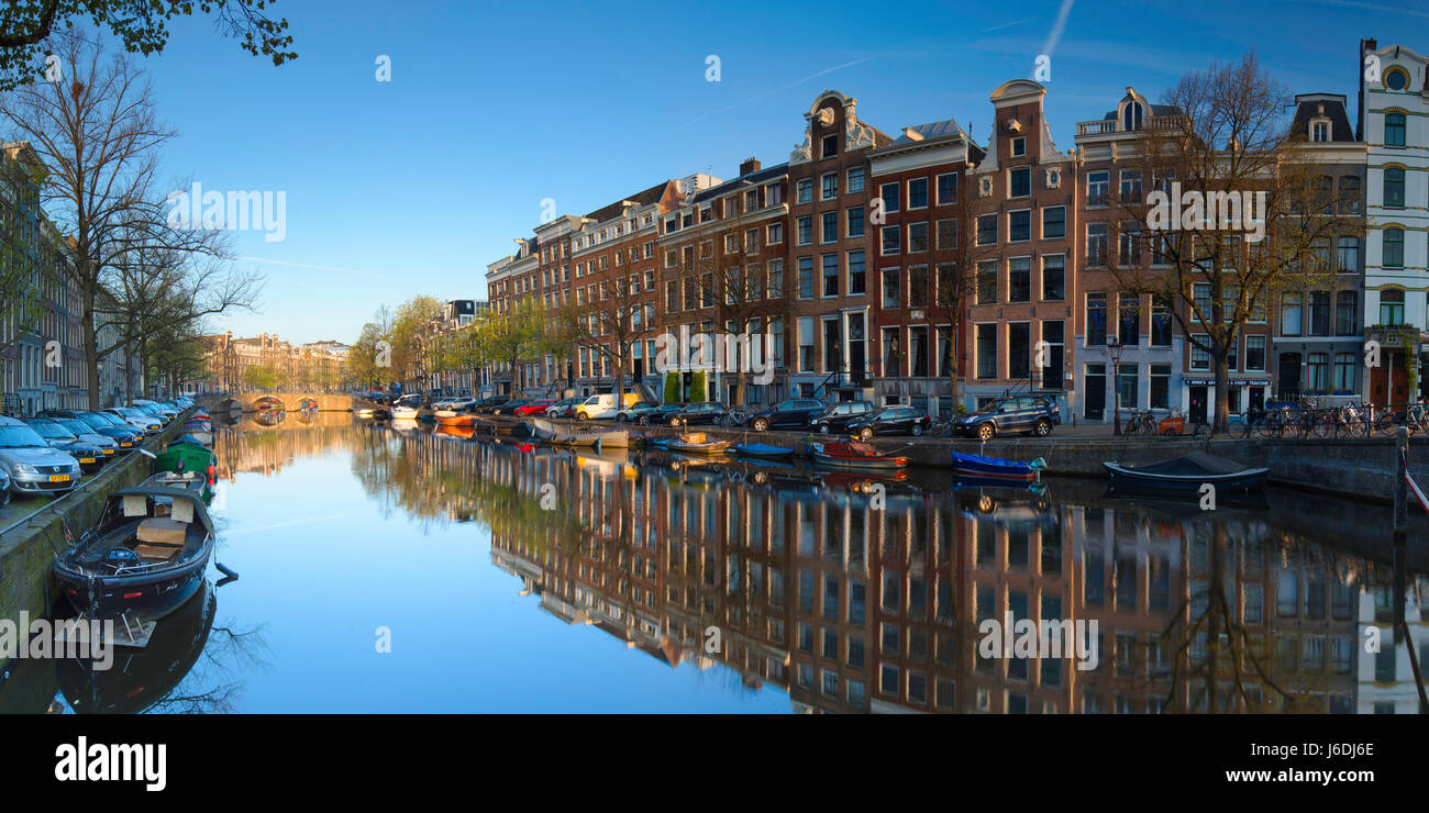 Canale Keizersgracht all'alba, Amsterdam, Paesi Bassi Foto Stock
