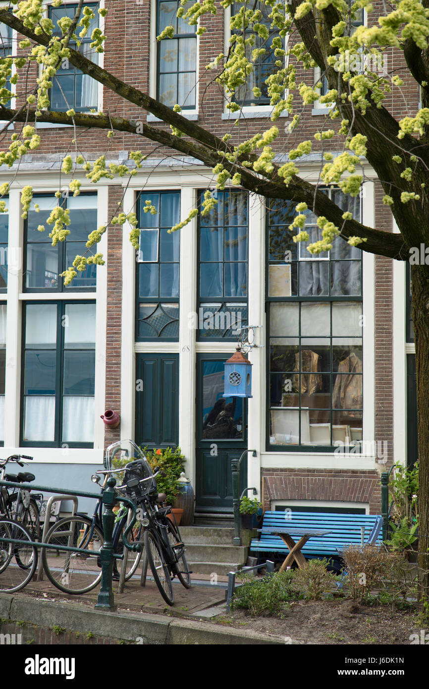 Casa sul Canale Egelartiersgracht, Amsterdam, Paesi Bassi Foto Stock