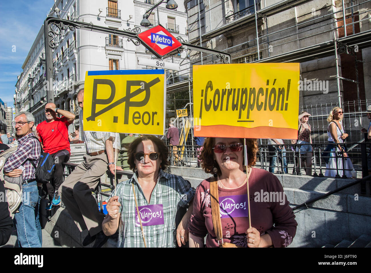 Madrid, Spagna. Il 20 maggio 2017. Manifestazione a Madrid contro il governo del partito Popualr sullato strade Credito: Alberto Ramírez Sibaja/Alamy Live News Foto Stock